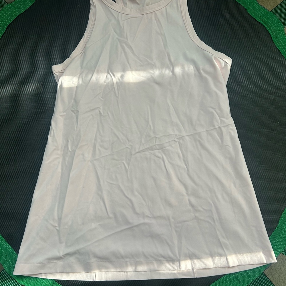 Light pink Lululemon tank